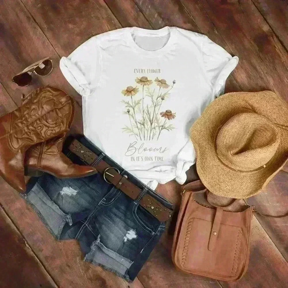 nataly thyme Tops - Nataly thyme country  fall  trendy  country  tee shirt